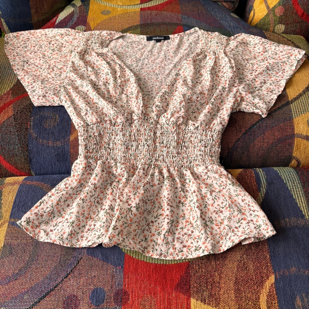 Spring Floral Blouse | Flowy Cute Top | Size M| Feminine Style